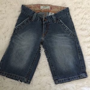 Levi’s #504 Slouch Denim /Jean shorts